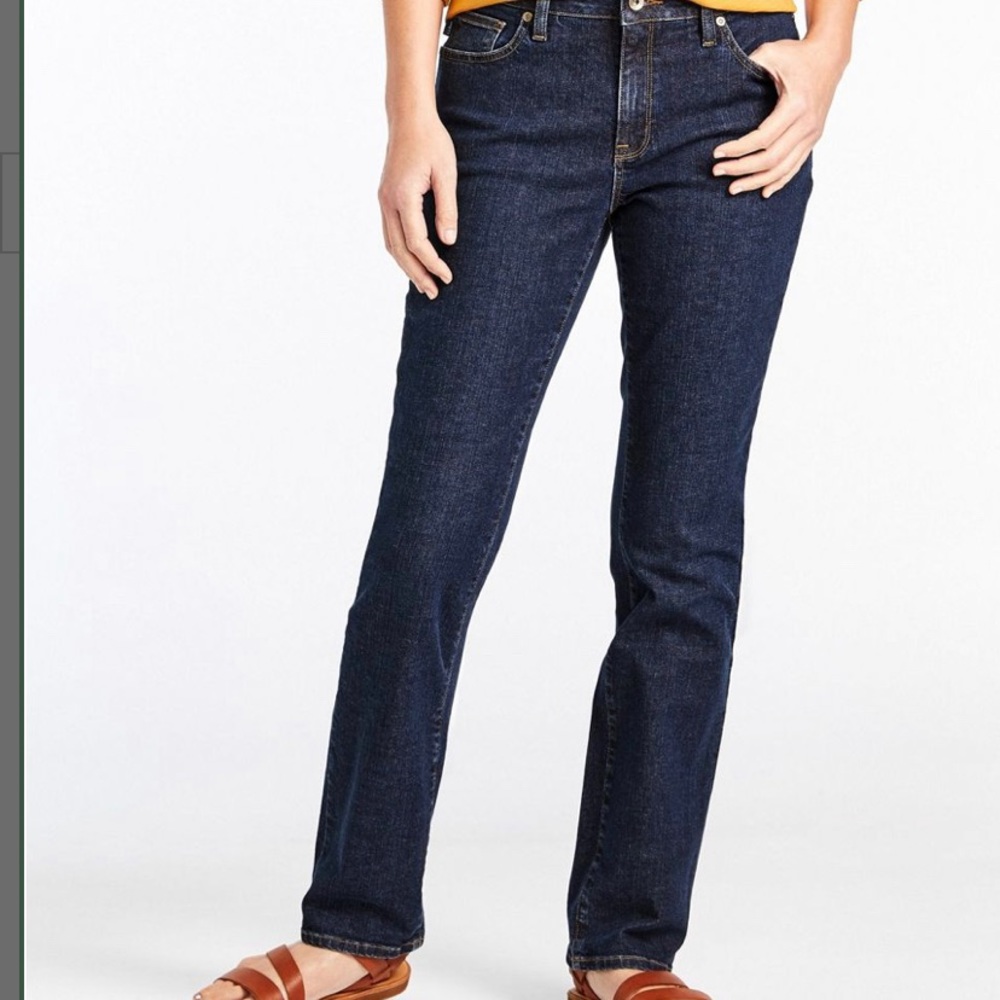 L.L Bean Straight fit jeans -6 petite